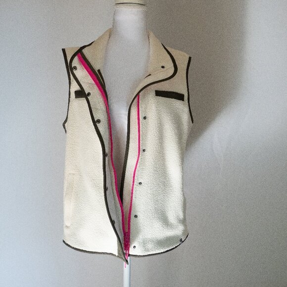 Talbots Cream Vest with Olive and Pink Trim - Picture 6 of 12